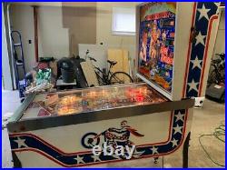 L@@kbally 1977 Evel Knievel Pinball Machine Plays Great