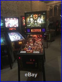 Lord of the Rings Pinball Arcade Machine By Stern Home Use Only