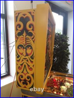 Lost World by Bally Pinball Machine Lost World by Bally Pinball Machine