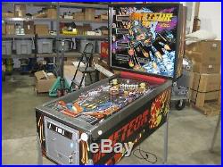 METEOR pinball machine STERN excellent condition Steve Kirk