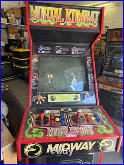 MORTAL KOMBAT ARCADE MACHINE by MIDWAY 1992 (Excellent Condition)