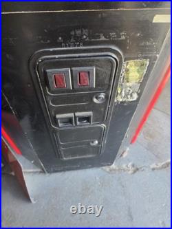 MORTAL KOMBAT ARCADE MACHINE by MIDWAY 1992 (Excellent Condition)