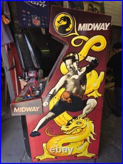 MORTAL KOMBAT ARCADE MACHINE by MIDWAY 1992 (Excellent Condition)