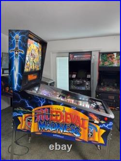 Medieval Madness Pinball Machine Williams 1997