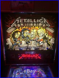 Metallica Limited Edition Pinball Machine Stern HUO Amazing condition