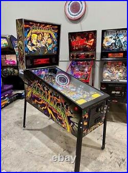 Metallica Pro Pinball Machine by Stern SUPER NICE