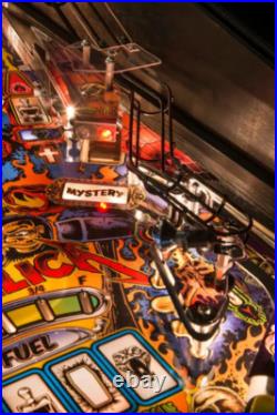 Metallica Pro Pinball Machine by Stern SUPER NICE