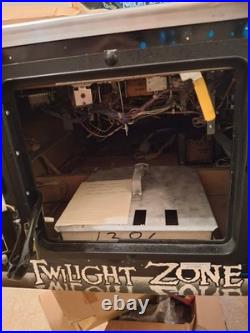 Midway Twilight Zone DBV Pinball Machine Bally 1993 Pinballs