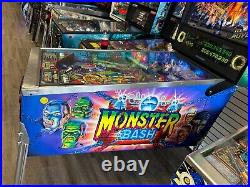 Monster Bash Chicago Gaming SE Remake Pinball Machine NEAR MINT