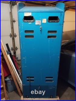 Ms PAC-MAN ARCADE Game MACHINE Original game machine from 1981 Ms PAC-MAN ARCADE Game MACHINE Original game machine from 1981