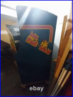Ms PAC-MAN ARCADE Game MACHINE Original game machine from 1981 Ms PAC-MAN ARCADE Game MACHINE Original game machine from 1981