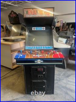 NBA JAM ARCADE MACHINE by MIDWAY 1993 (Excellent Condition)