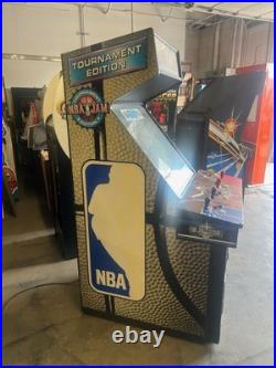 NBA JAM ARCADE MACHINE by MIDWAY 1993 (Excellent Condition)