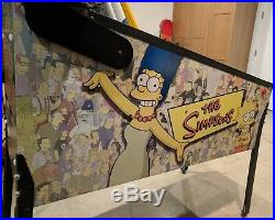 Near mint Simpsons Pinball Party Stern Pinball Machine Home Use Only with shipping