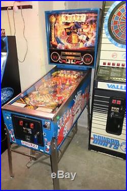 Nice Williams Jokerz Commercial Coin Operated Pinball Machine