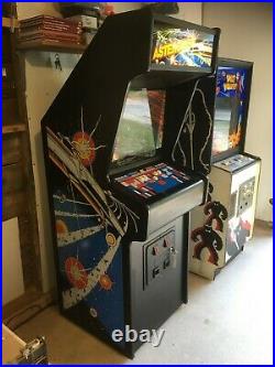 Original 1979 Atari ASTEROIDS Arcade Video Game Machine