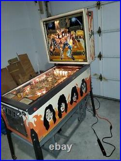 Original 1979 BALLY KISS PINBALL MACHINE