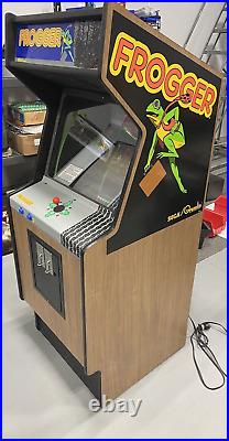 Original Classic Restored 1981 Frogger Sega Arcade Game