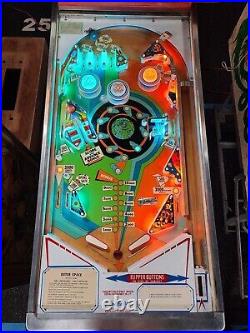 Outer Space Pinball Machine Professionall Techs Serviced 1972 Gottlieb