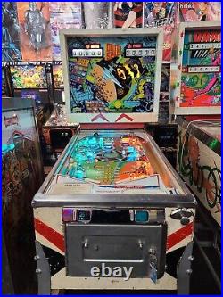 Outer Space Pinball Machine Professionall Techs Serviced 1972 Gottlieb