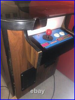 PAC-MAN Arcade Machine Cocktail Table great condition works perfectly
