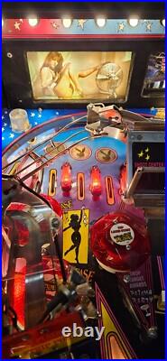PLAYBOY Pinball Machine Stern 2002 2006