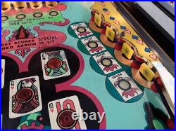 Pat Hand Pinball Machine by Williams