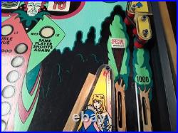 Pat Hand Pinball Machine by Williams