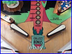 Pat Hand Pinball Machine by Williams