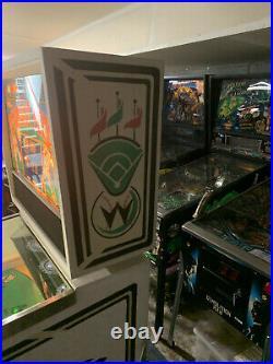 Pennant Fever Pitch and Bat 1984 Pinball Machine by Williams