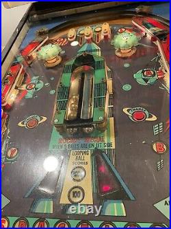 Pinball Machine SKYLAB Williams 1974 Classic Space-Themed EM Arcade Game