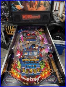 Pinball Machine Who Dunnit Bally 1995
