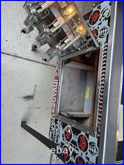 Pinball machine 1980 Bally Space Invaders? , Wow