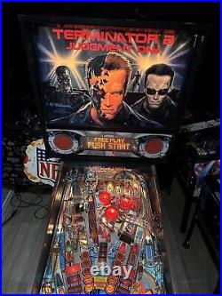 Pinball machine 1991 Williams Terminator Two Judgement Day