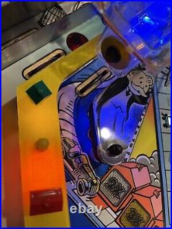 Pinball machine 2001 Stern Monopoly, Clean