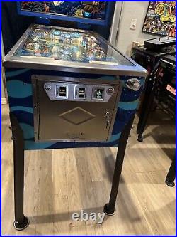Pinball machine Original 1981 Bally Fathom, Rare