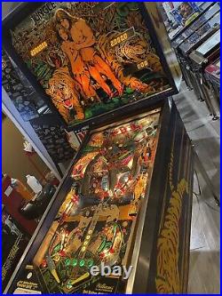 Pinball machine Williams 1981 Jungle Lord