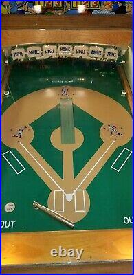 Pitch And Bat Pinball Bally Heavy Hitter! Will ship