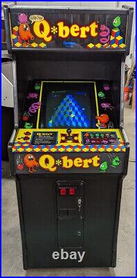 QBERT ARCADE MACHINE by GOTTLIEB 1982 (Excellent Condition) Rare