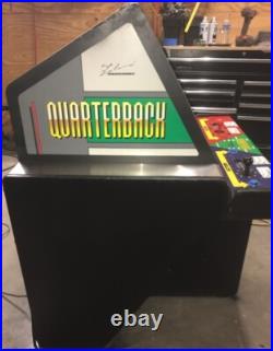 QUARTERBACK ARCADE MACHINE by LELAND 1987 (Excellent Condition) RARE