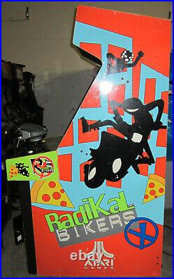 RADIKAL BIKERS ARCADE MACHINE by ATARI (Excellent Condition) RARE