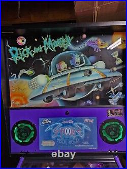 RICK AND MORTY Spooky Blood Suckers Limited Edition Pinball Machine w Mods #708