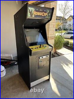 ROBOCOP ARCADE MACHINE by DATAEAST 1988 (great Condition)