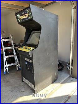 ROBOCOP ARCADE MACHINE by DATAEAST 1988 (great Condition)