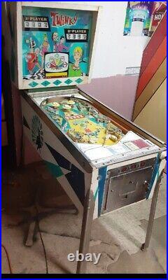 Rare! Antique! Chicago Coin Machine mfg co. Twinky Pinball Machine