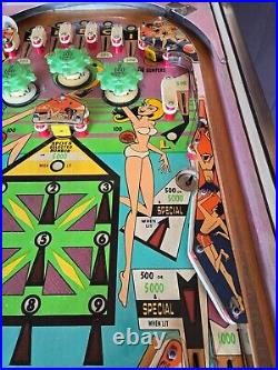 Refurbished Gulfstream Pinball Machine (Williams) 1973