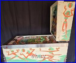 Refurbished Gulfstream Pinball Machine (Williams) 1973