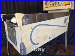 Refurbished Royal Flash Pinball Machine (Chicago Coin) 1964