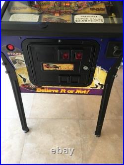 Ripleys Believe It or Not Pinball Machine Stern Used Collector's Item