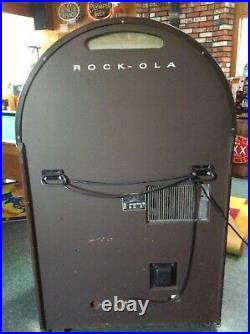 Rockola Jukebox Model 1000 includes 45's